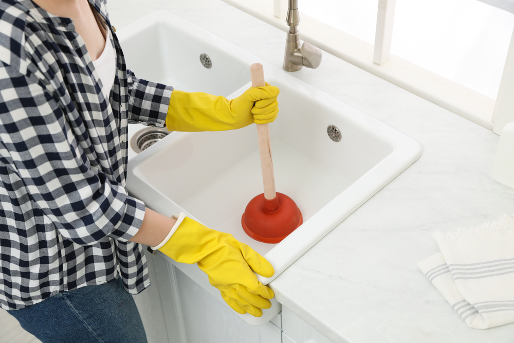 Keep Your Plumbing in Top Shape: The Benefits of Routine Drain Cleaning
